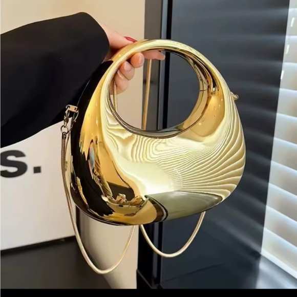 Handbags - Gold Designer Women's Bag